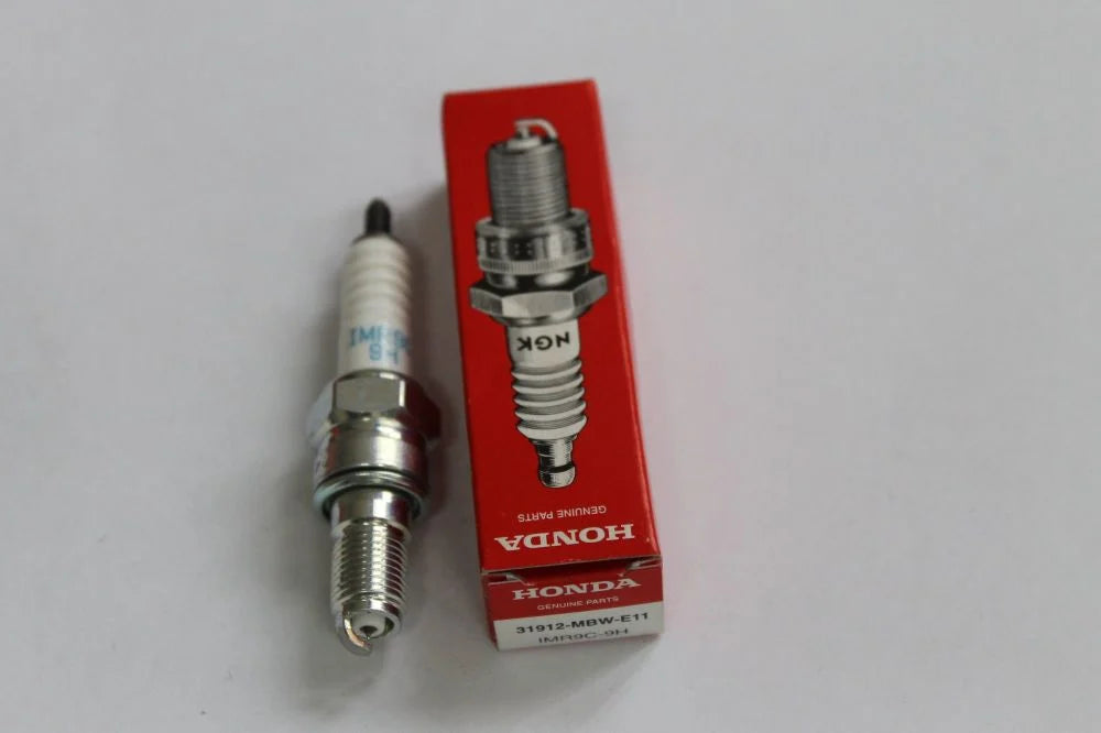 HONDA - SPARK PLUG, IMR9C-9H - 31912-MBW-E11