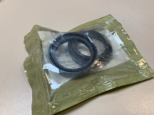 HONDA - FORK SEAL SET - 51490-KZ4-305